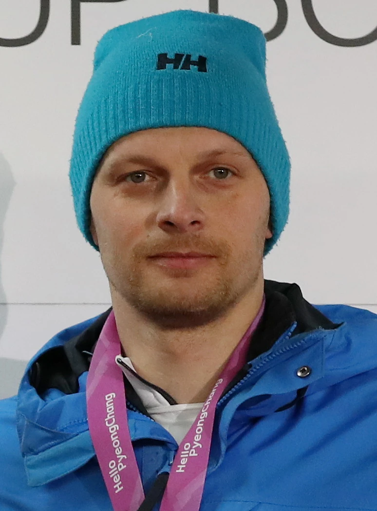ŠTEINBERGS 13th AND 21st IN WHISTLER.